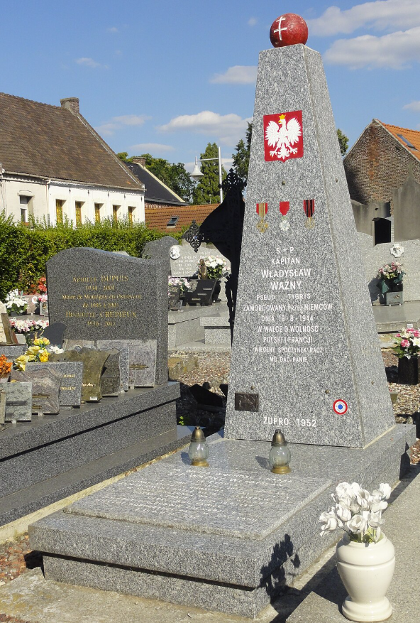 Jérémy-Günther-Heinz Jähnick / Montigny-en-Ostrevent - Cimetière de l'église Saint-Nicolas (03, tombe de Władysław Ważny) / Wikimedia Commons